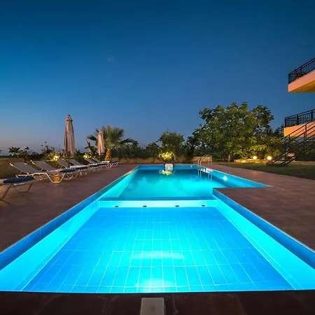 Louloudaki Villa *