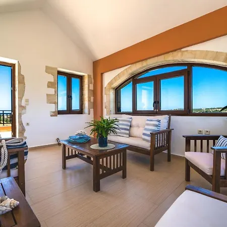 Louloudaki Villa *